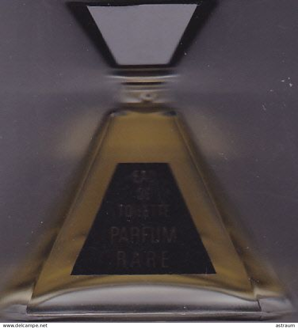Miniature Vintage Parfum - Jacomo - EDT Rare - Pleine Sans Boite 6ml - Miniaturen Flesjes Dame (zonder Doos)