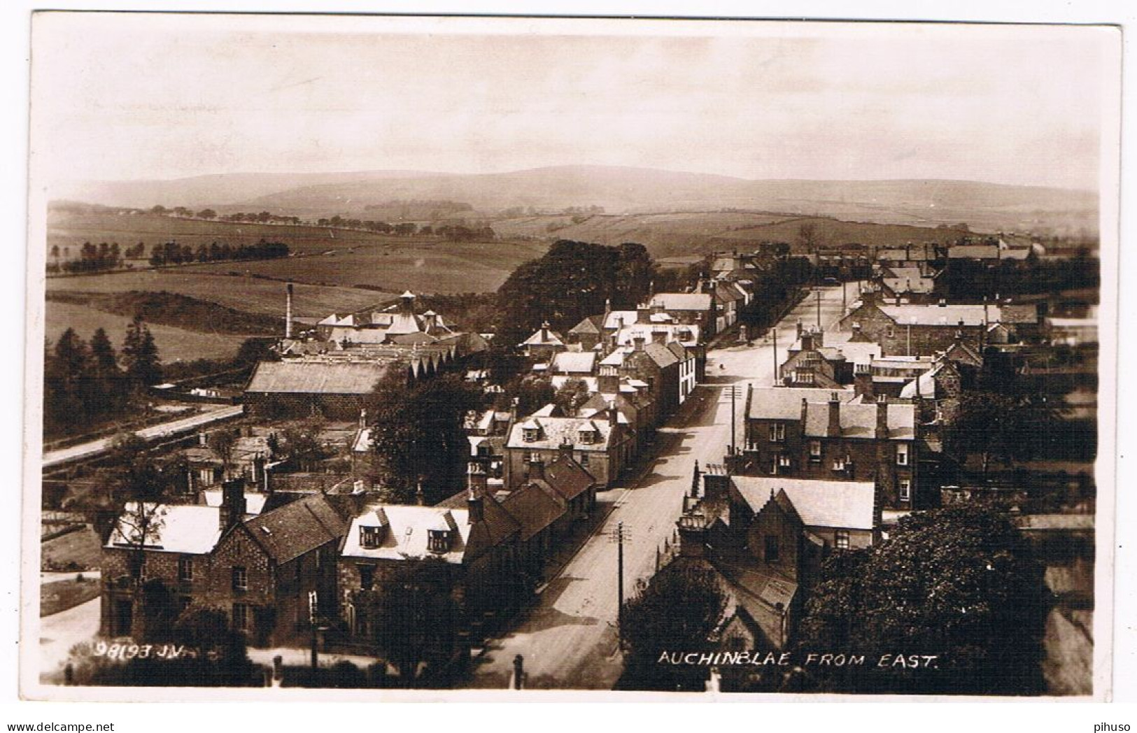 UK-4045  AUCHINBLAE : From East - Aberdeenshire