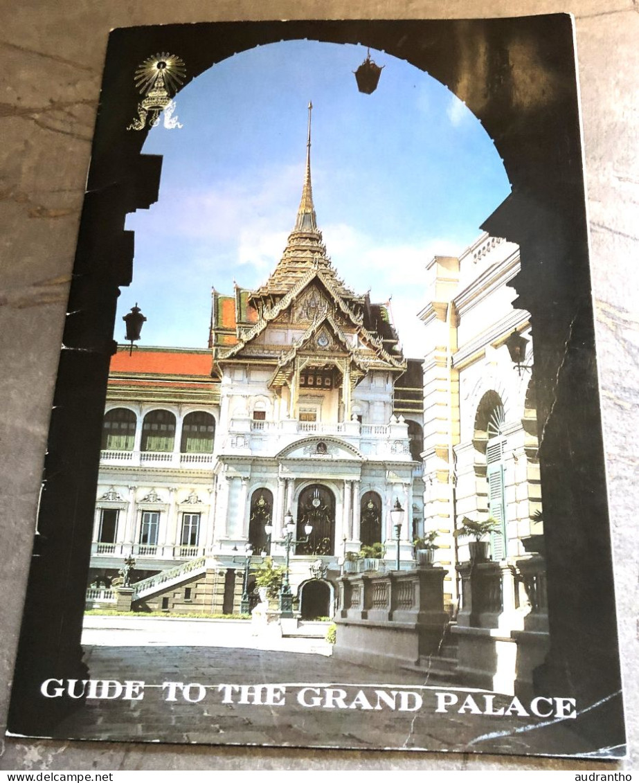 GUIDE TO THE GRAND PALACE Grands Palaces Au Monde - Architecture/ Design