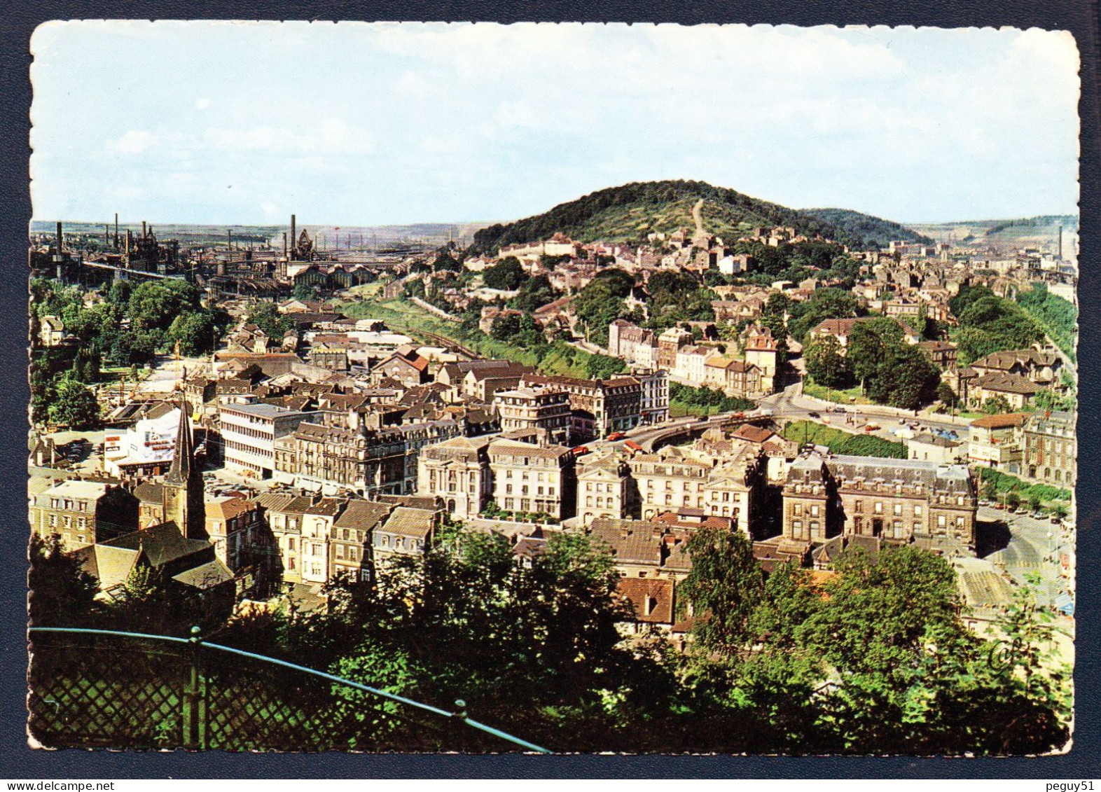 54. Longwy - Bas. Vue Générale. Panorama De La Vallée Des Hauts-fourneaux Et Du Bois De Châ - Longwy