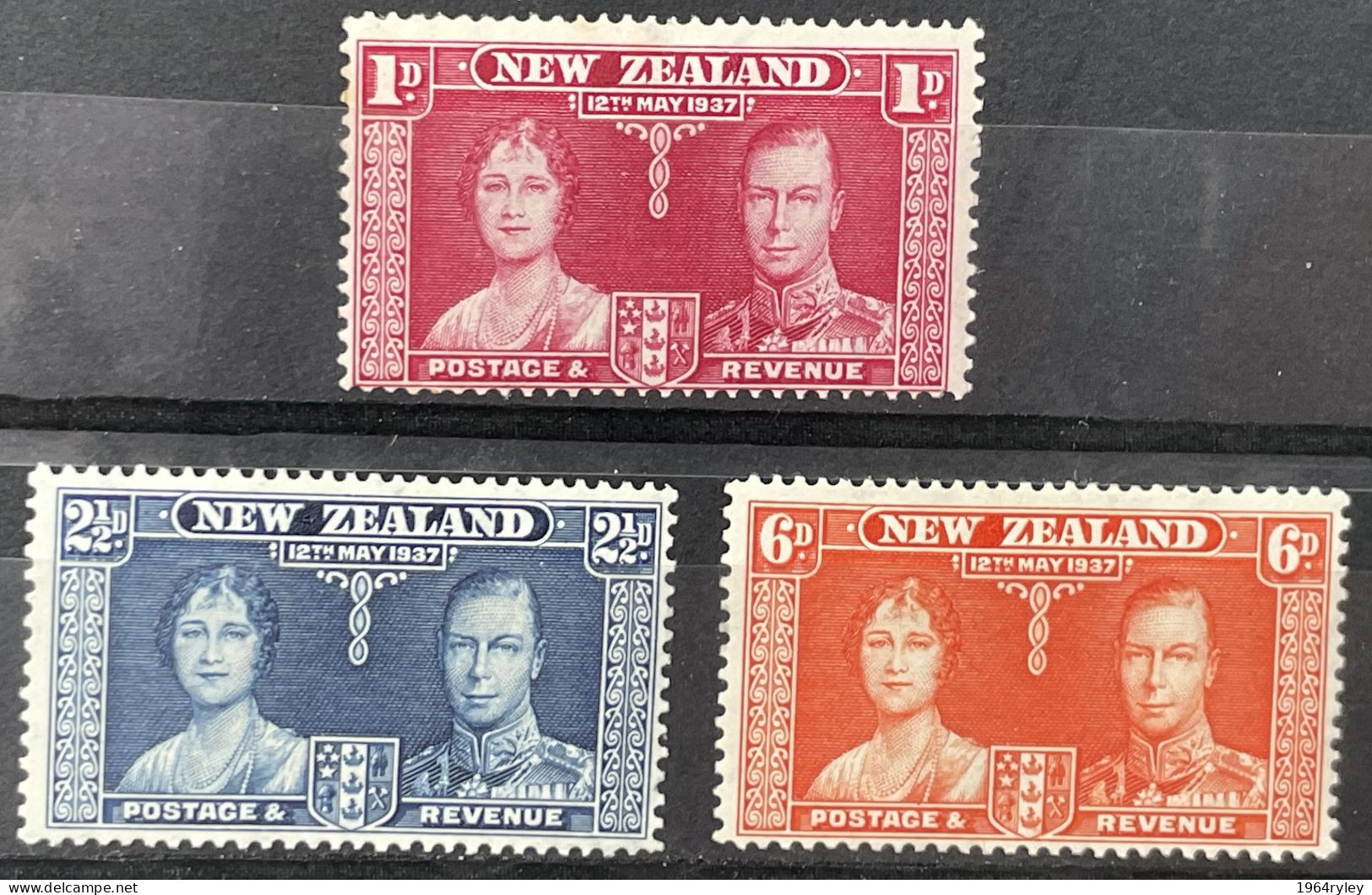 NEW ZEALAND  - MH*  - 1937 CORONATION ISSUE - # 599/601 - Neufs