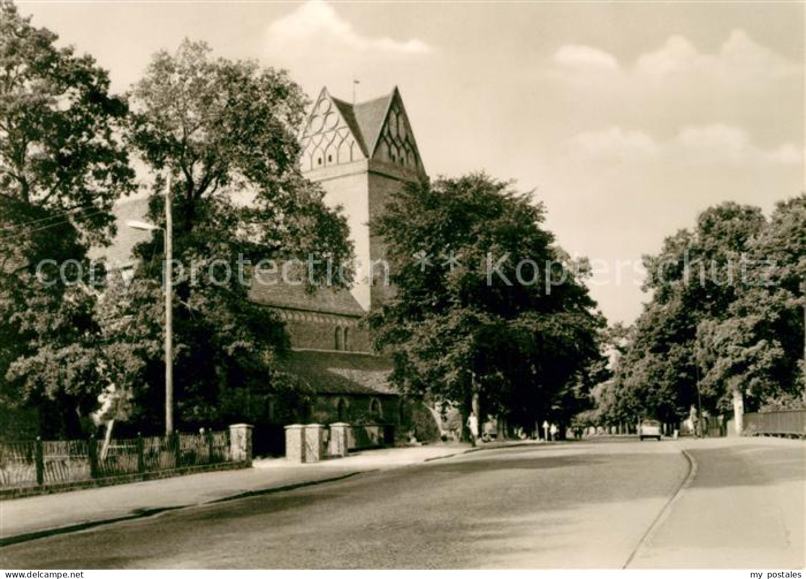 73027307 Treuenbrietzen Berliner Strasse Marienkirche Treuenbrietzen - Treuenbrietzen