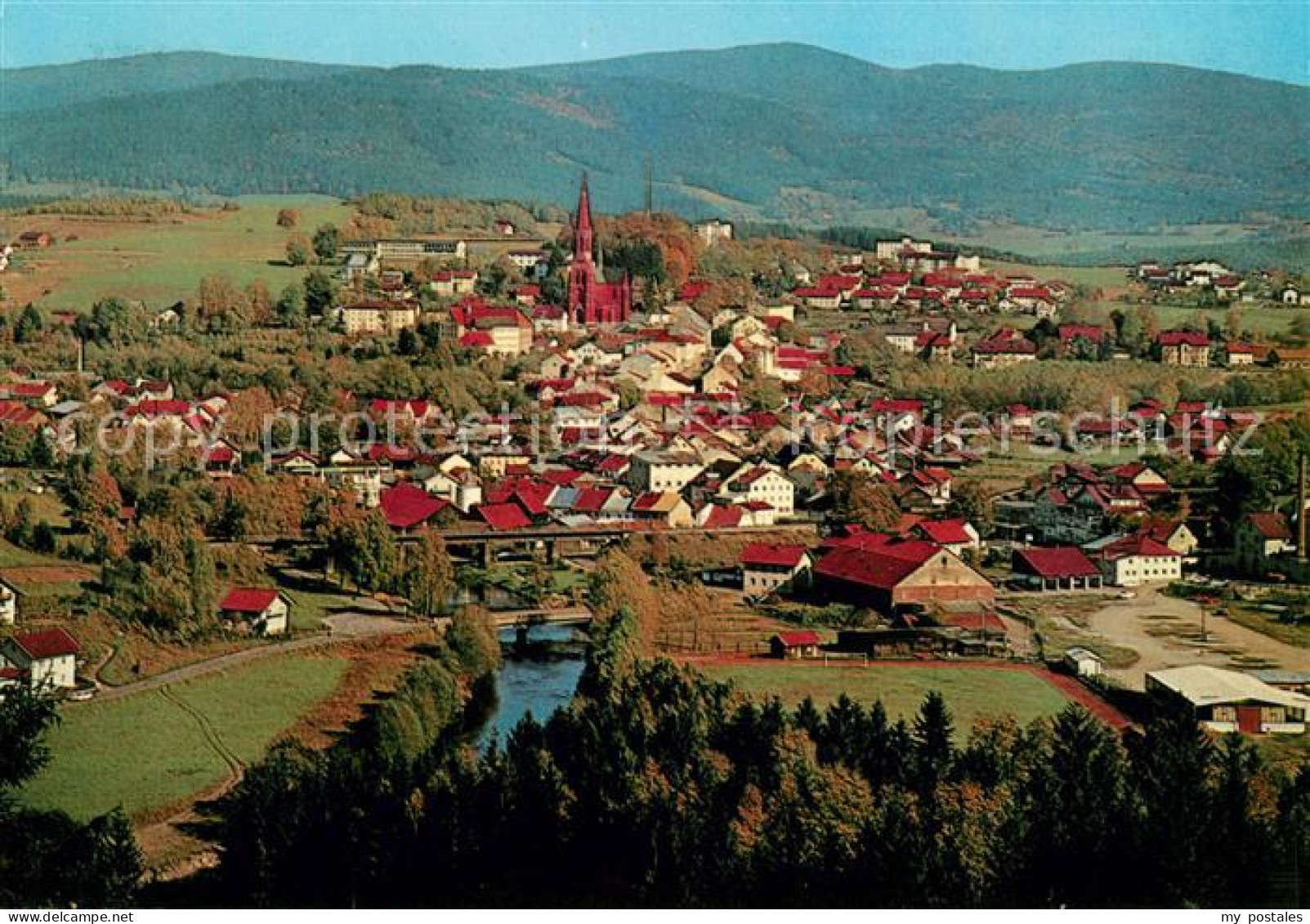 73021613 Zwiesel Niederbayern Panorama Mit Grenzlandberge Zwiesel Niederbayern - Zwiesel