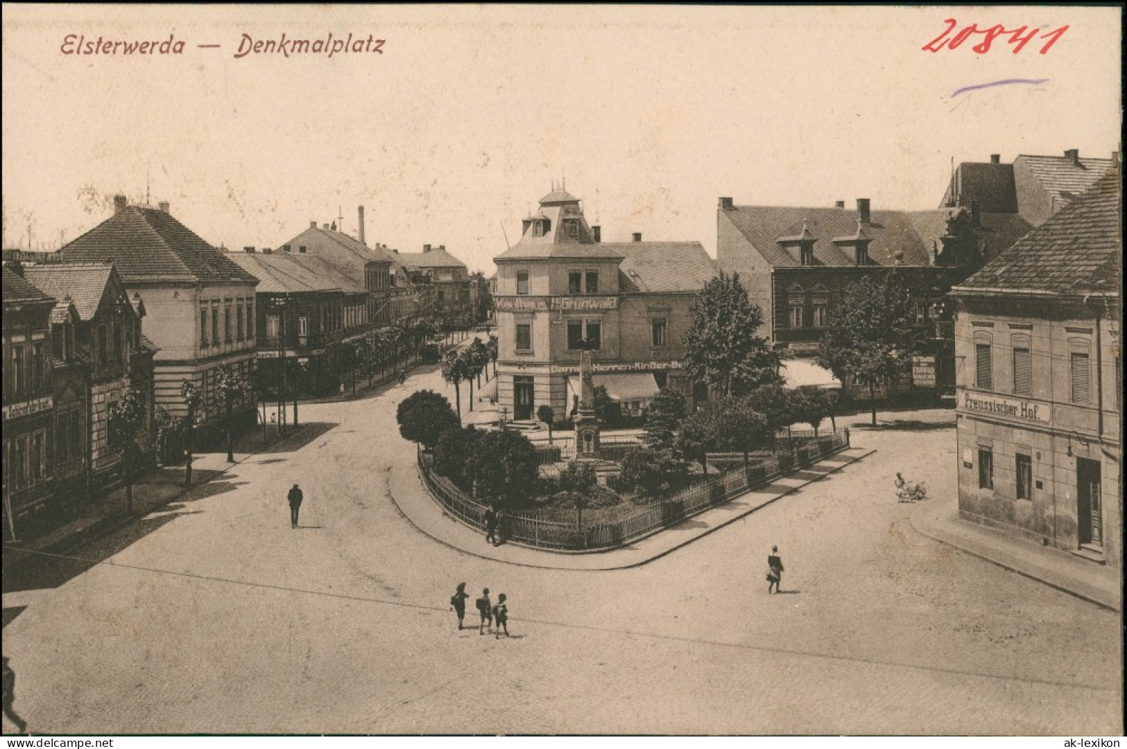 Ansichtskarte Elsterwerda Wikow Denkmalplatz Mit Kaufhaus 1918 - Elsterwerda