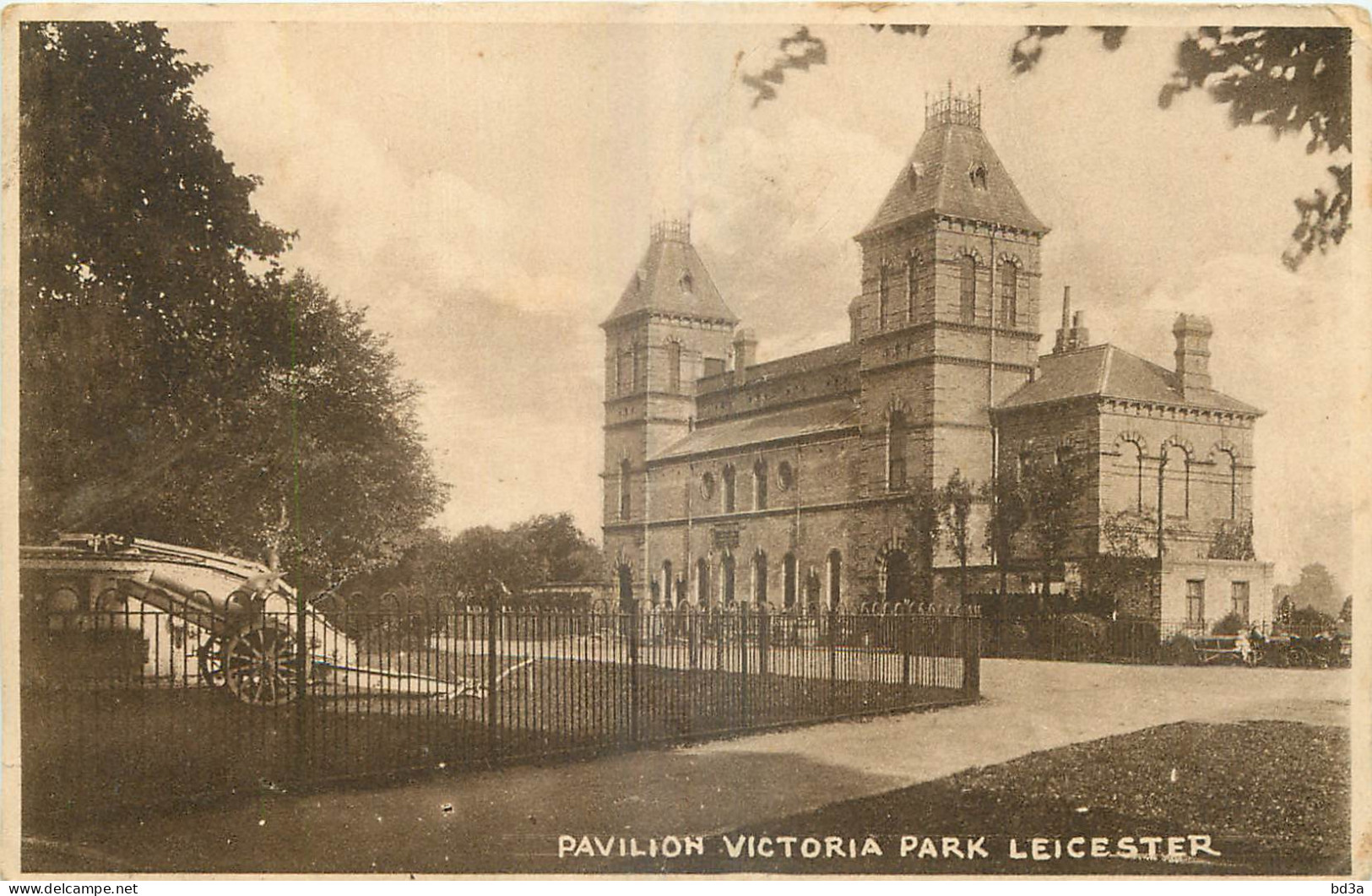 ANGLETERRE   PAVILLON VICTORIA PARK  LEICESTER  - Leicester