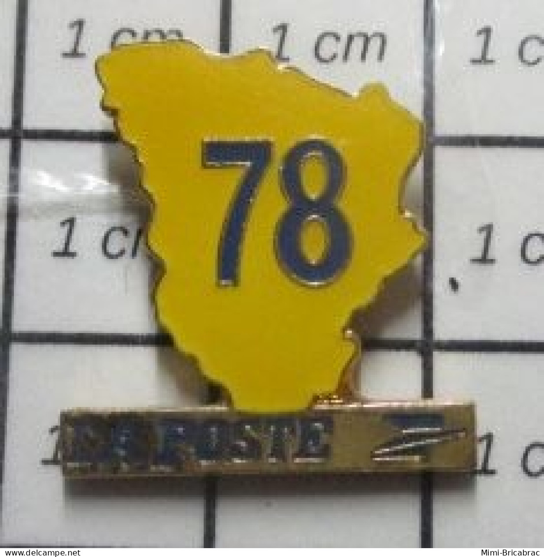 715A  Pin's Pins / Rare & Belle Qualité !!! POSTES / DEPARTEMENT 78 YVELINES LA POSTE Si Chère , Si Lente ! - Postes