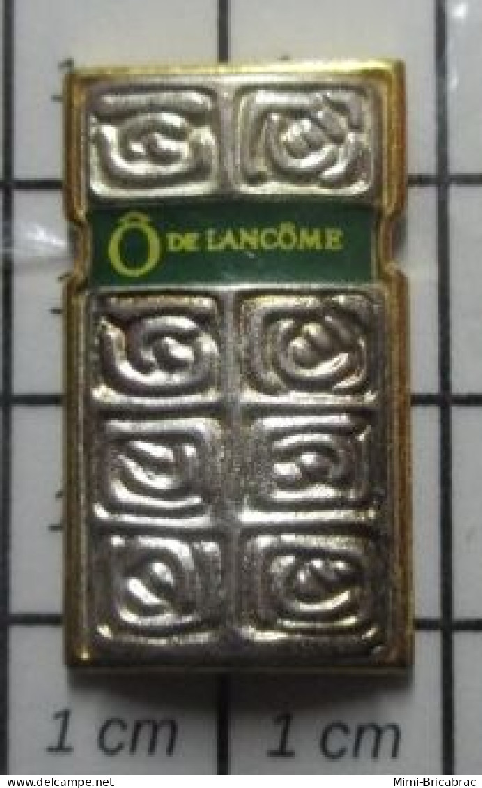 713i  Pin's Pins / Beau Et Rare / PARFUMS / FLACON DE PARFUM Ô DE LANCÔME - Perfume