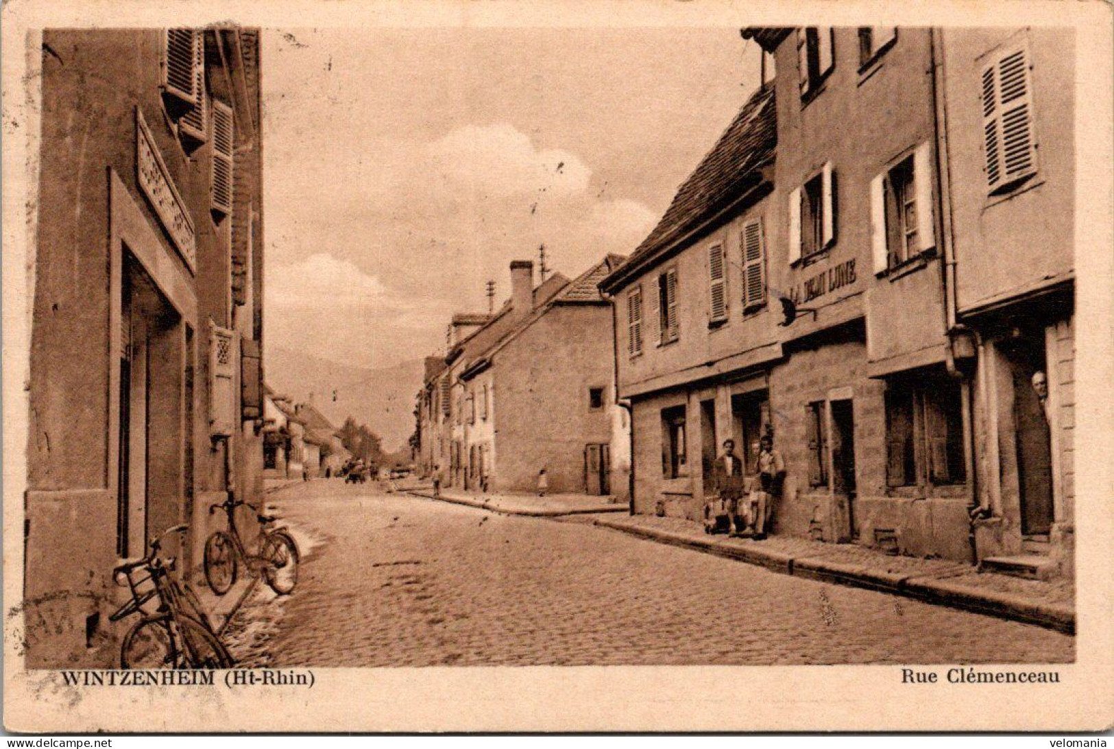 19502 Cpa 68 Wintzenheim - Rue Clémenceau - Wintzenheim