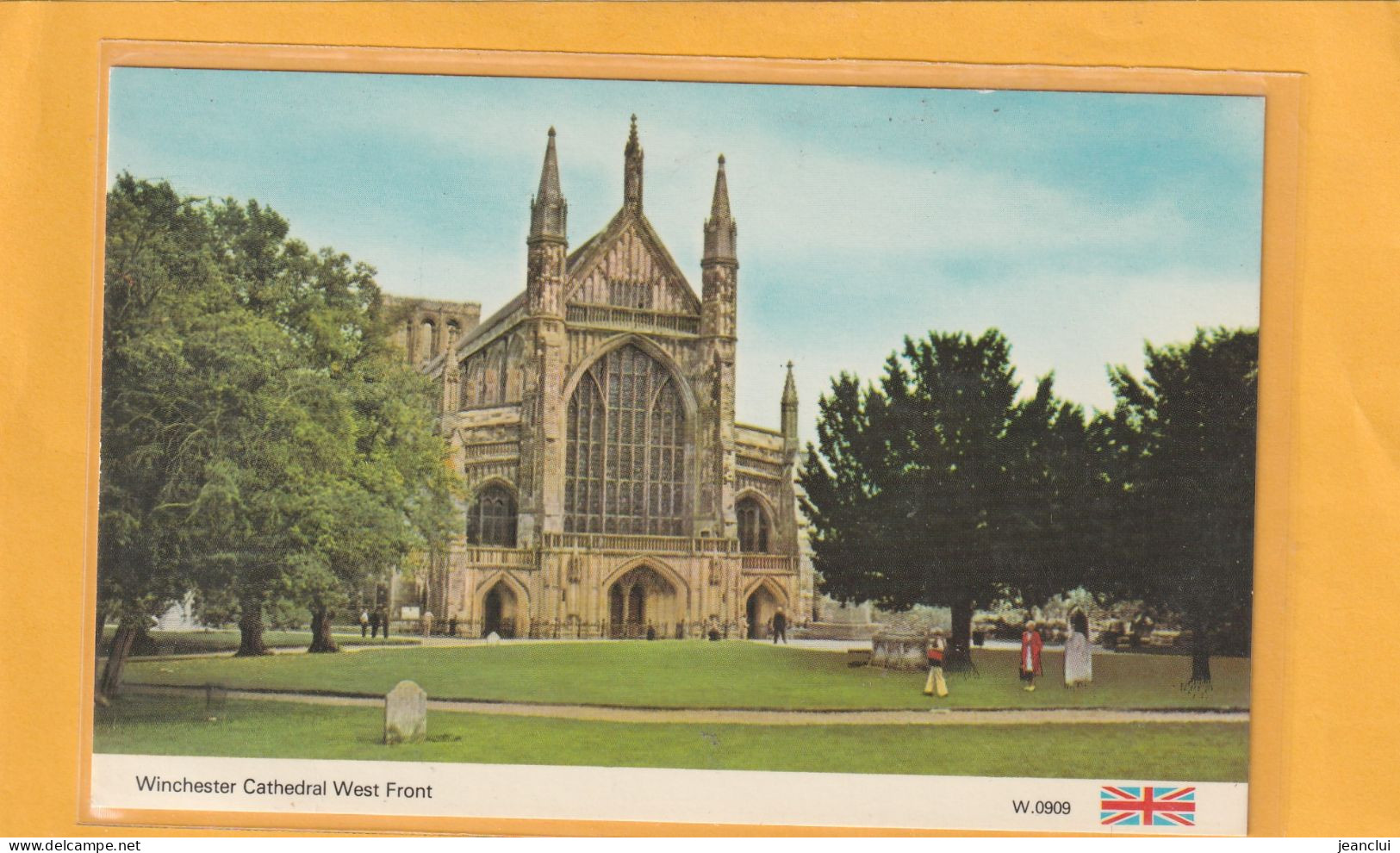WINCHESTER CATHEDRAL WEST FRONT  .  CARTE ECRITE AU VERSO - Winchester