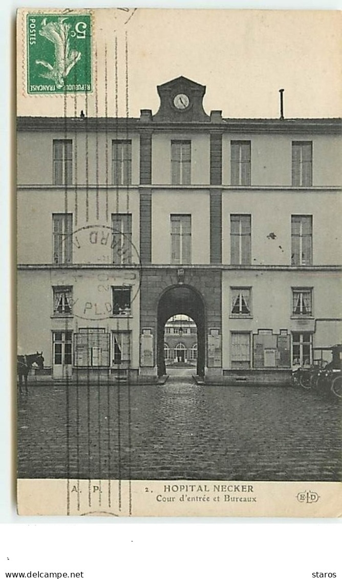 PARIS - Hôpital Necker - Cour D'entrée Et Bureaux - N°2 - ELD - Santé, Hôpitaux