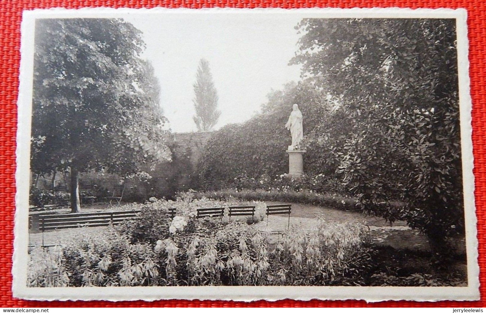 KAIN  -  La Sainte Union Des Sacrés Coeurs - Pensionnat Et Juvénat -  Un Coin De Jardin - Tournai