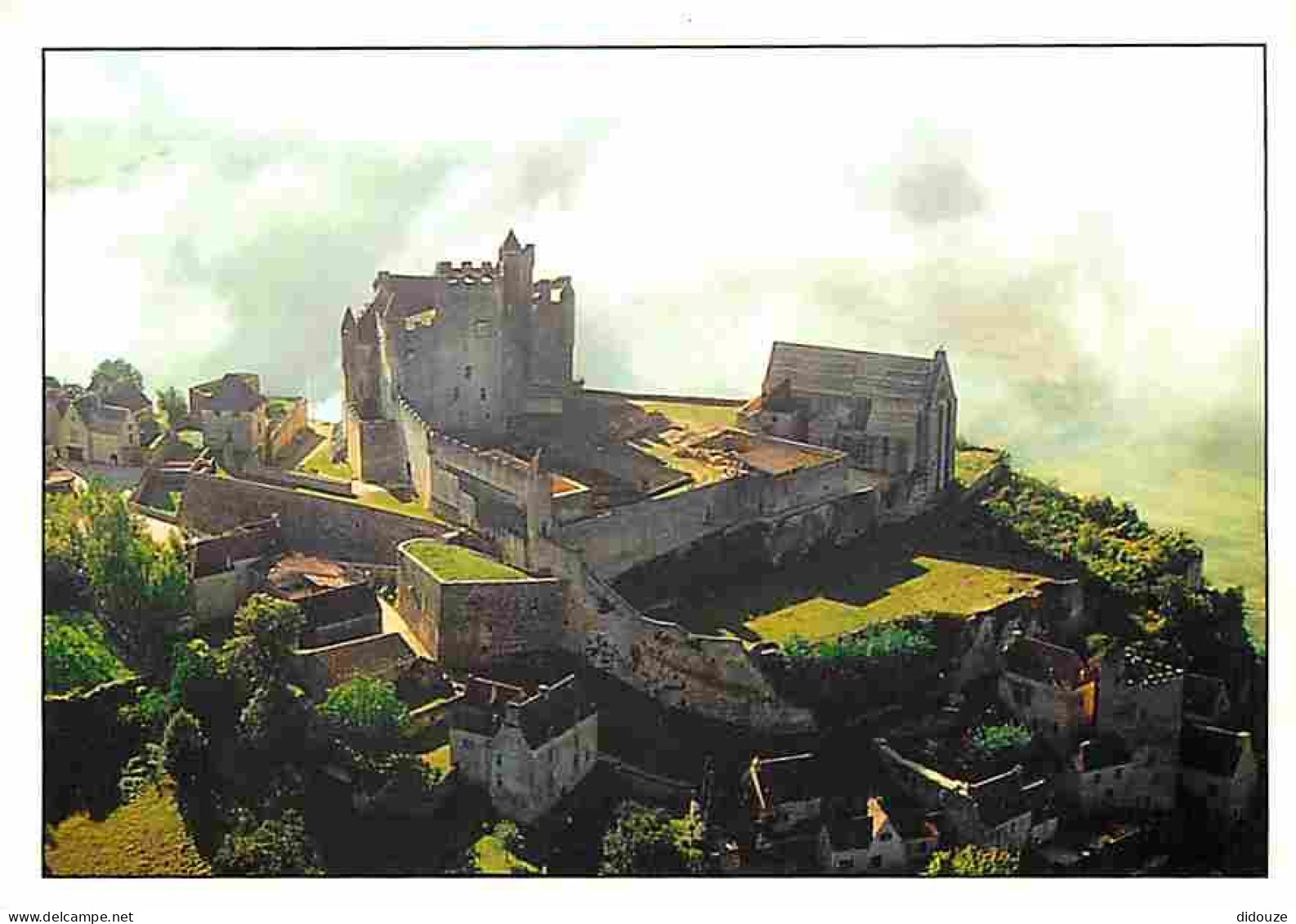 Chateaux - Château De Beynac - Vue Aérienne - Dordogne - Carte Neuve - CPM - Voir Scans Recto-Verso - Castelli