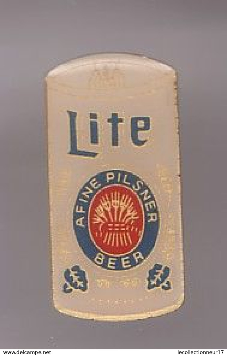 Pin's Canette De  Bière Lite Réf 1654 - Bierpins