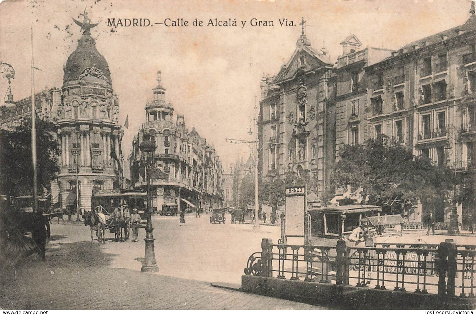 ESPAGNE - Madrid - Calle De Alcalà Y Gran Via - Animé - Ville - Banco - Voitures - Carte Postale Ancienne - Madrid