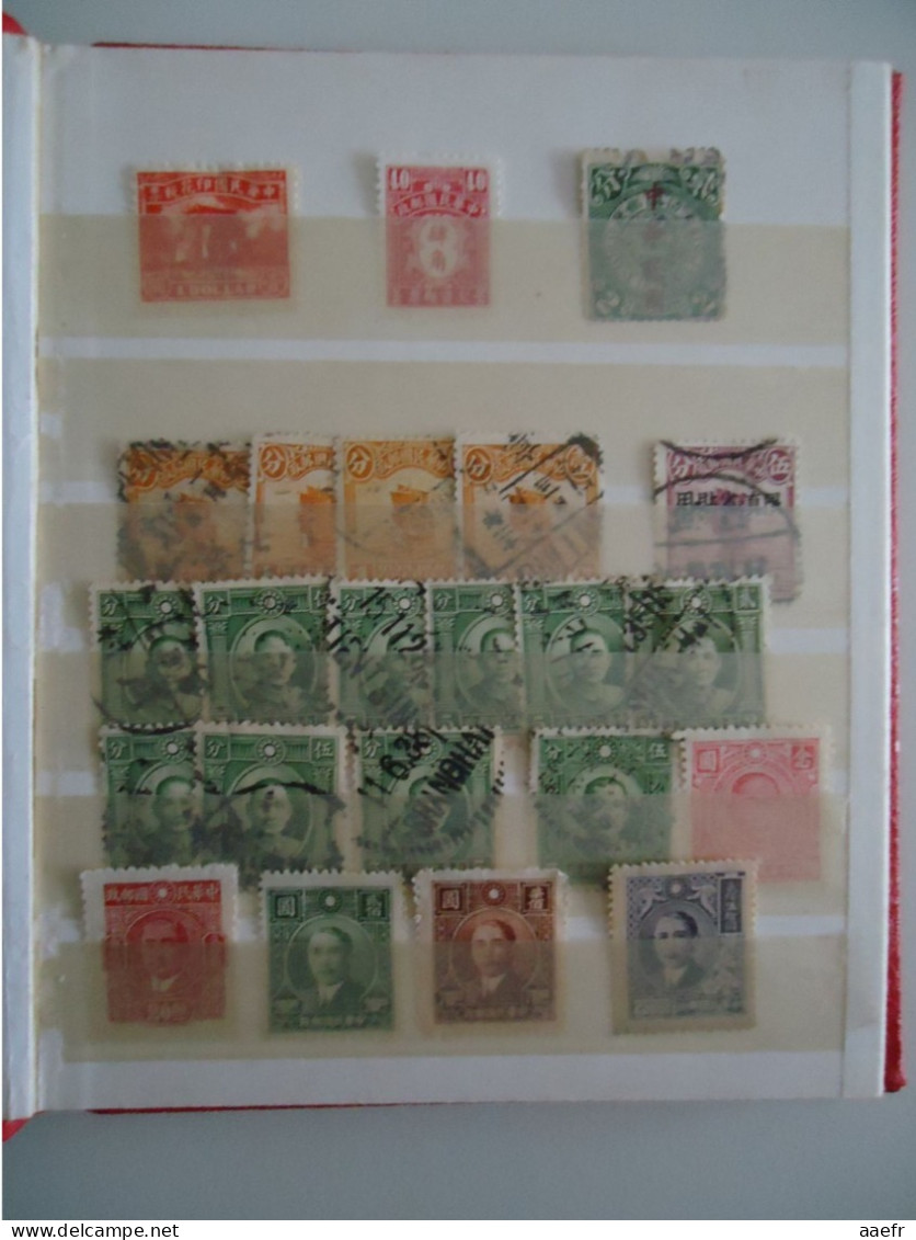 Chine - 113 Timbres Dans Un Album - Collections (en Albums)