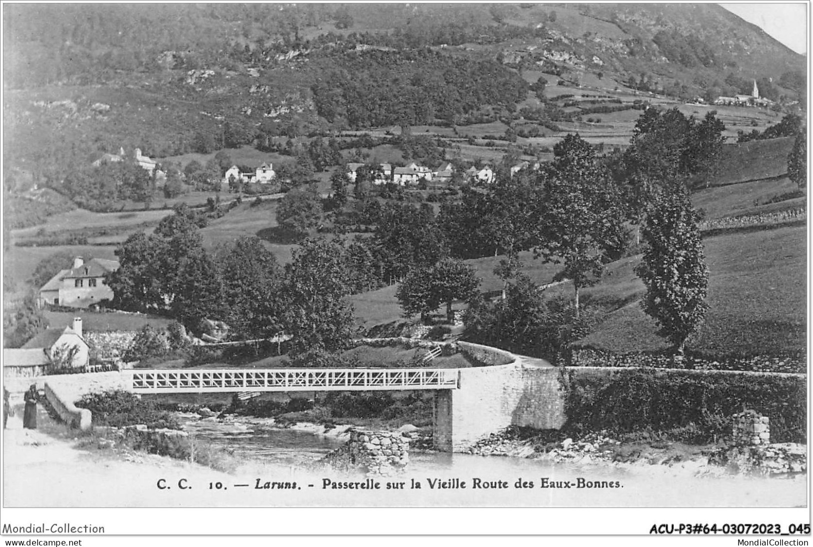 ACUP3-64-0208 - LARUNS - Passerelle Sur La Vieille Route Des Eaux Bonnes - Laruns