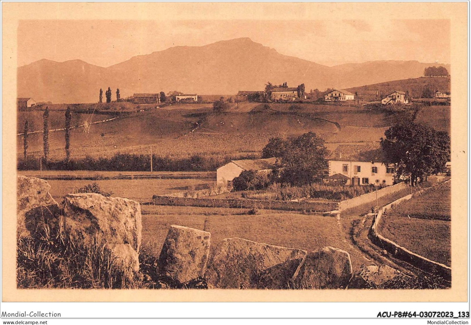 ACUP8-64-0733 - SARE - Vue Sur Les Pyrénées  - Sare