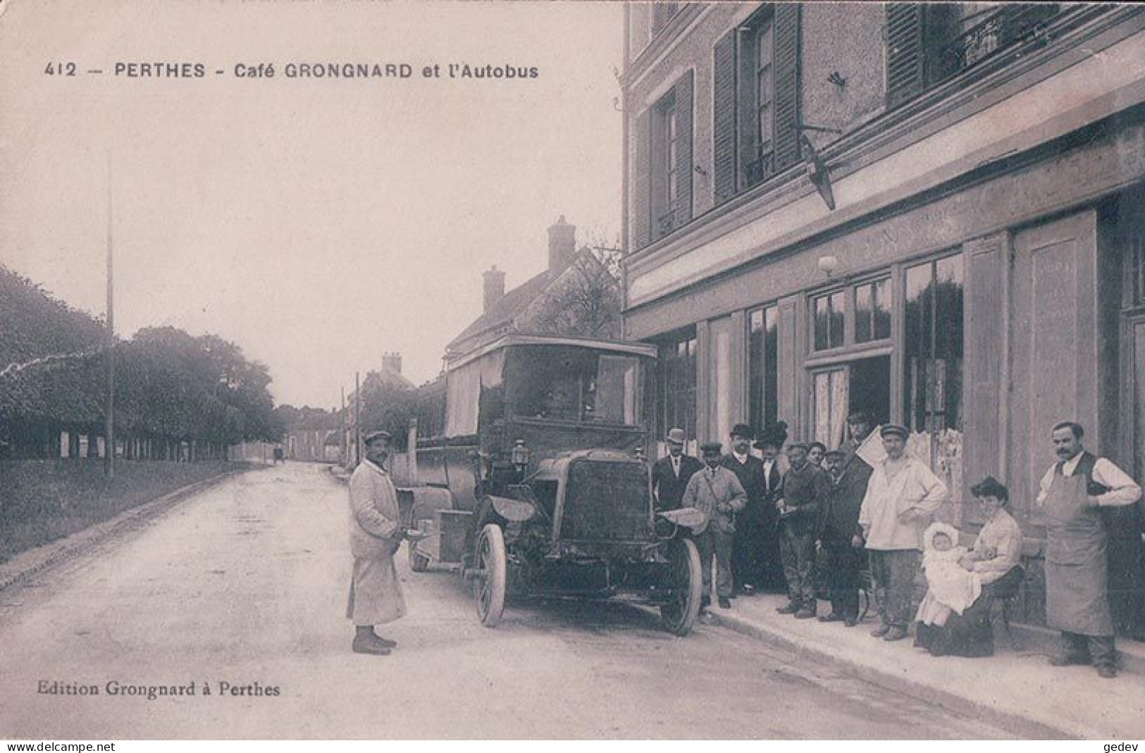 France 77, Perthes, Café Grongnard Et L'Autobus (412) - Perthes