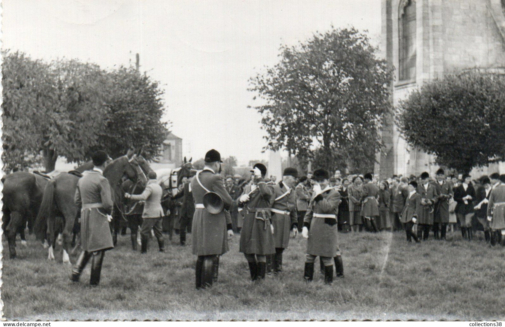 Vouzeron Fête De Saint-Hubert - Vouzeron