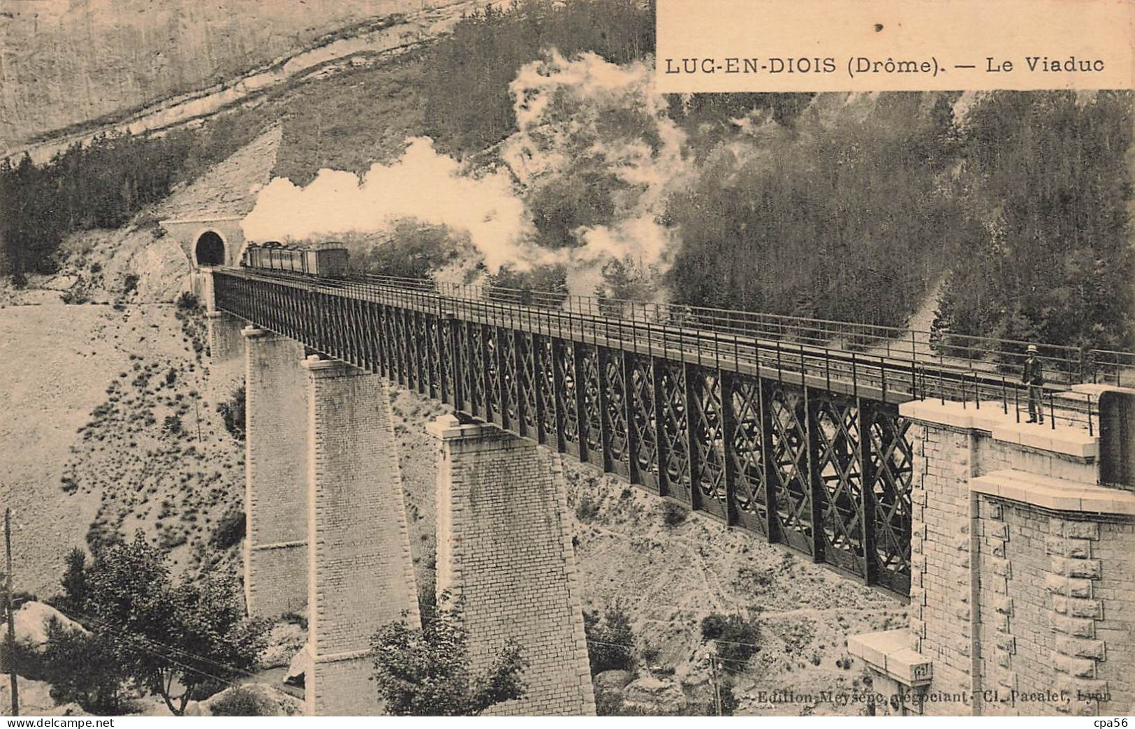 LUC En DIOIS - TRAIN Traversant Le VIADUCn Ferroviaire - Luc-en-Diois