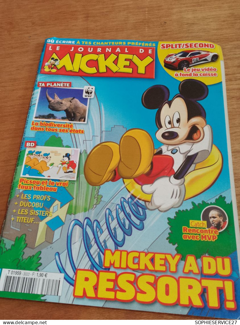 152 //  LE JOURNAL DE MICKEY N° 3022 / 2010 - Journal De Mickey