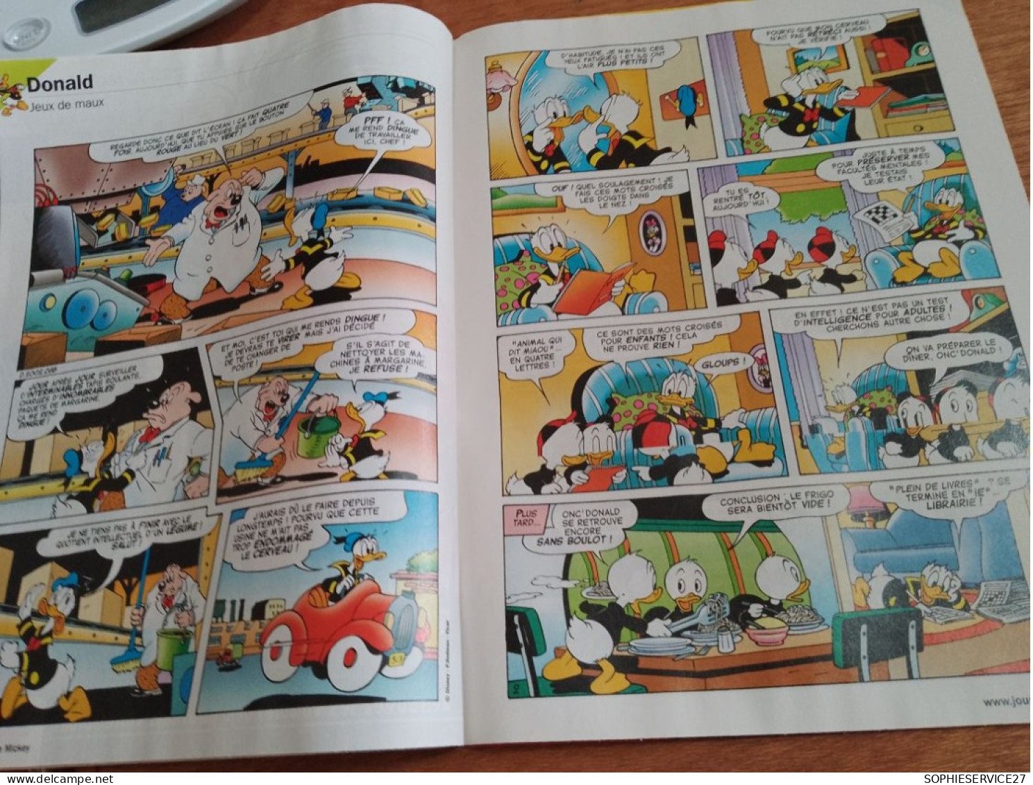 152 //  LE JOURNAL DE MICKEY N° 3026 / 2010 - Journal De Mickey