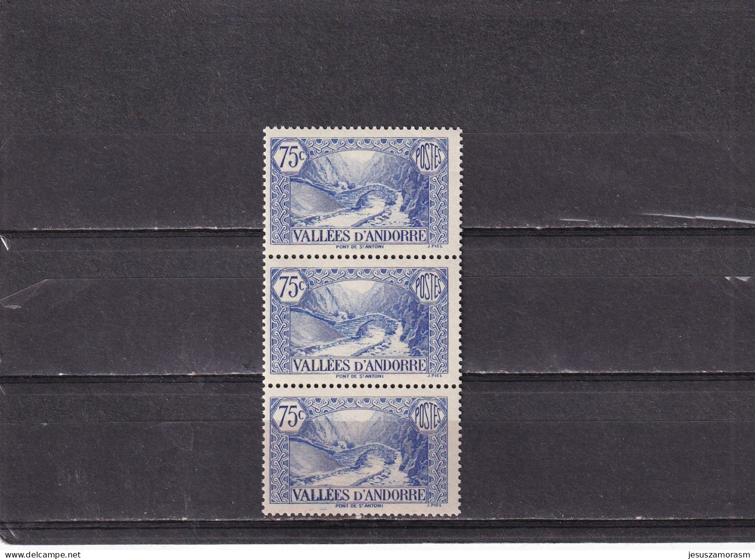 Andorra Francesa Nº 70 En Tira De Tres - Unused Stamps