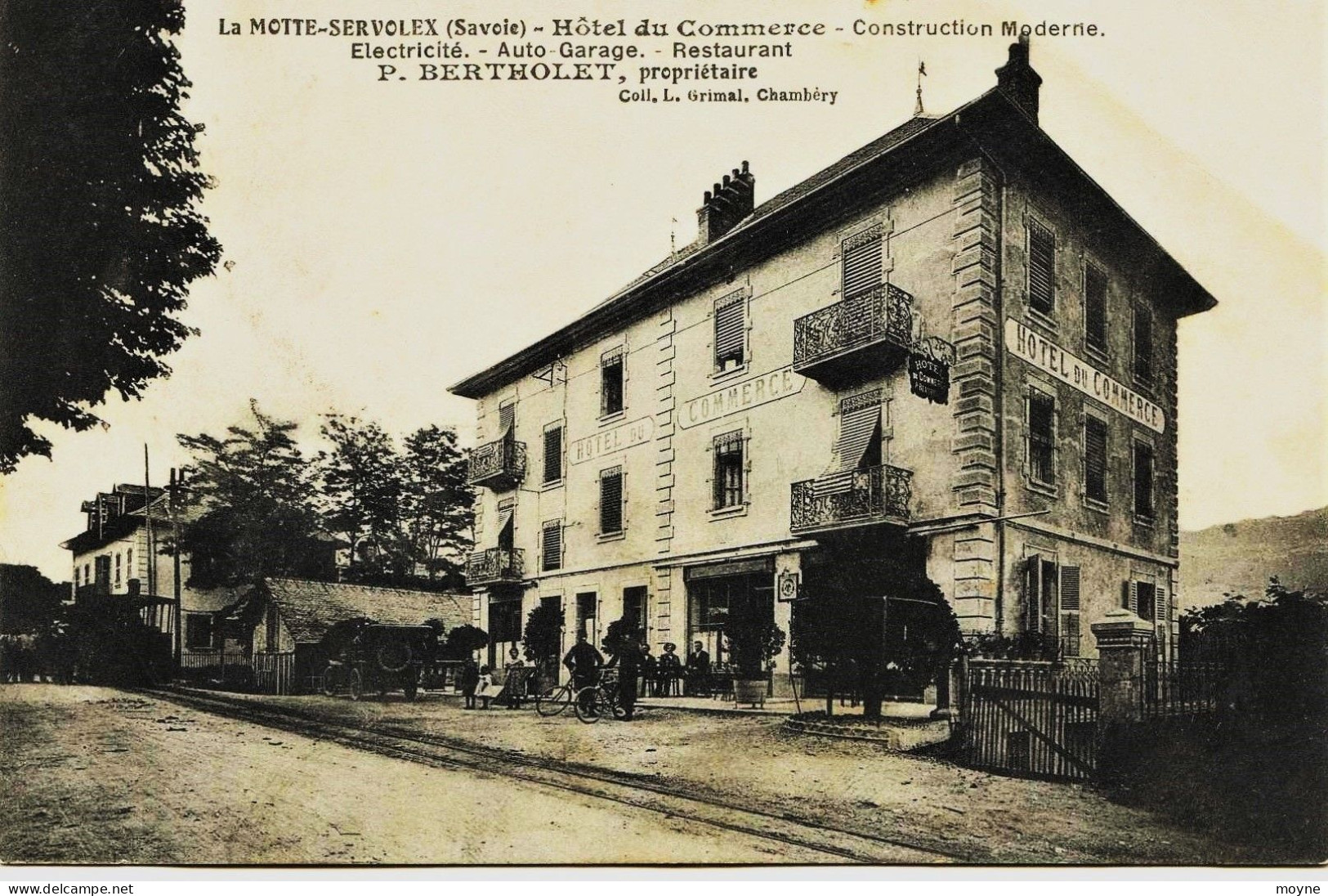 4199  - LA MOTTE SERVOLEX :  HOTEL Du COMMERCE - VOITURE Et ARRET DU TRAM - BERTHOLET Propr.  Grimal - La Motte Servolex