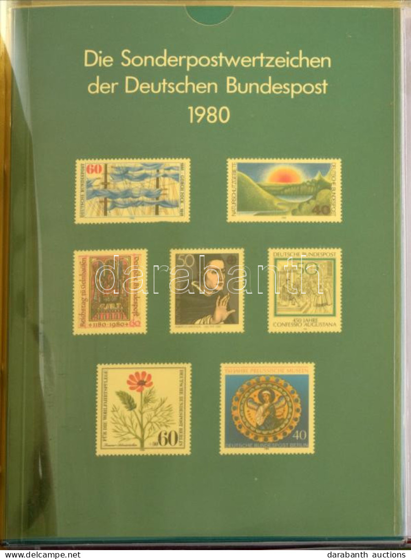 ** NSZK és Berlin 1980-1986 7 Db Különböző Bélyegévköny Feketenyomatok Nélkül - Sonstige & Ohne Zuordnung