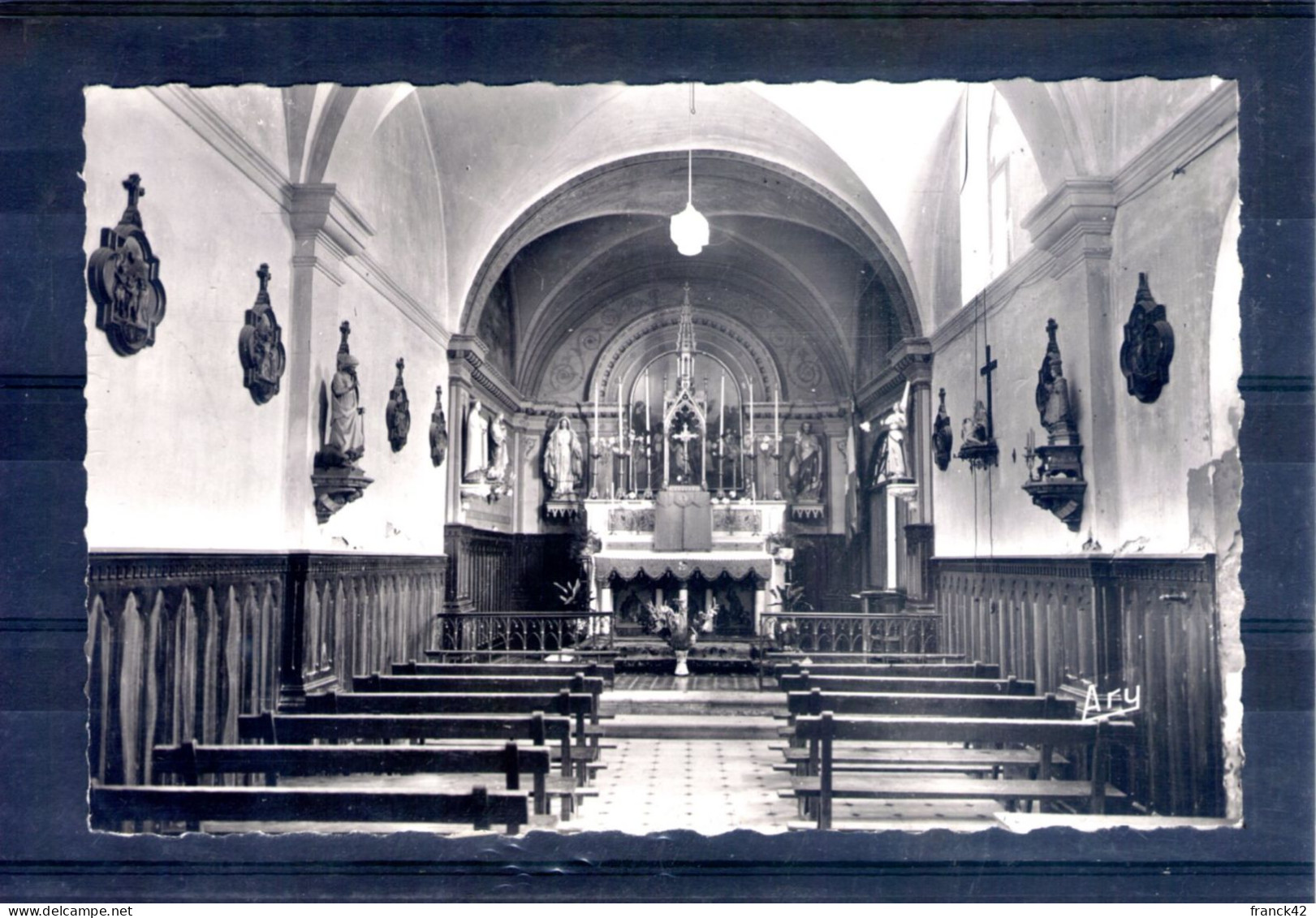 83. Cuers. Institution Sainte Marthe. Chapelle Du Pensionnat. Cpsm Petit Format - Cuers