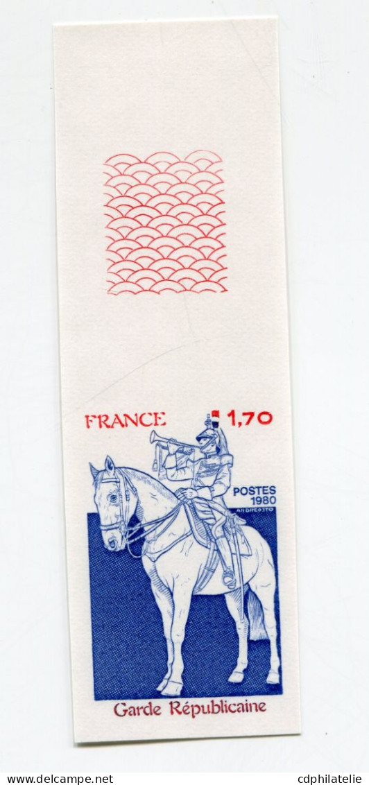 FRANCE N°2115 ** NON DENTELE GARDE REPUBLICAINE - 1971-1980