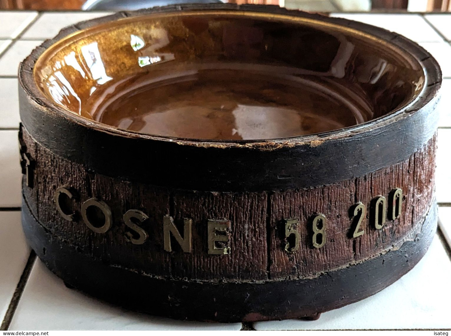 Cendrier Publicitaire Vintage En Bakélite/Mélamine Jolivet 58200 Cosne Sur Loire - Ashtrays