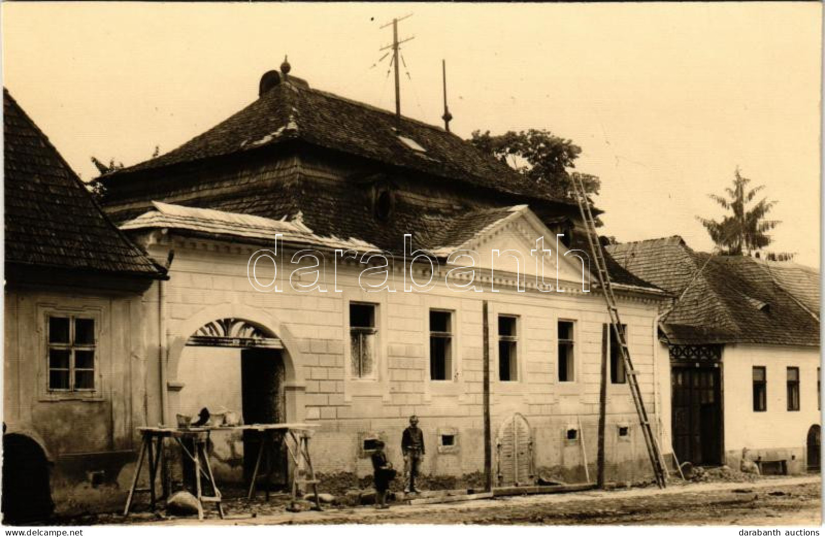 * T1/T2 Felsőbánya, Baia Sprie; A Volt Hoffer Féle Ház Udvara, Kastély Felújítási Munkák Idején / Castle, Villa During R - Non Classés