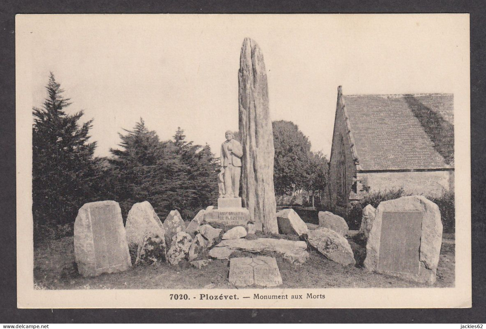 083285/ PLOZEVET, Monument Aux Morts - Plozevet