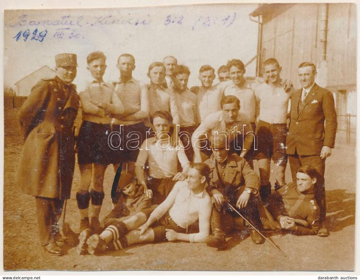 * 1929 Banatul Temesvár Focicsapat, Labdarúgók: Cpt. Bentea, Carte, Ciolac, Nic. Kovács Tulbure, Czakó, II. Czakó, Chird - Unclassified