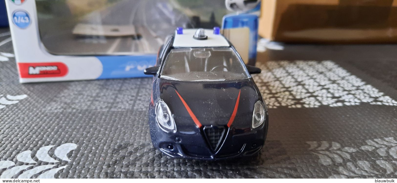 Mondo Motors Alfa Romeo Giulietta 'Carabiniere'  1:43 - Autres & Non Classés