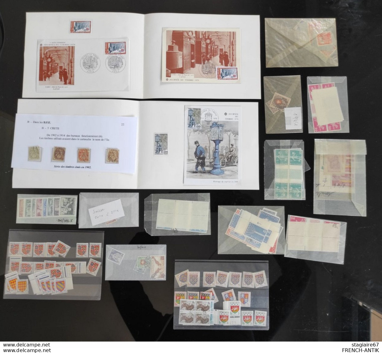 GRAND LOT LETTRES TIMBRES LIVRET