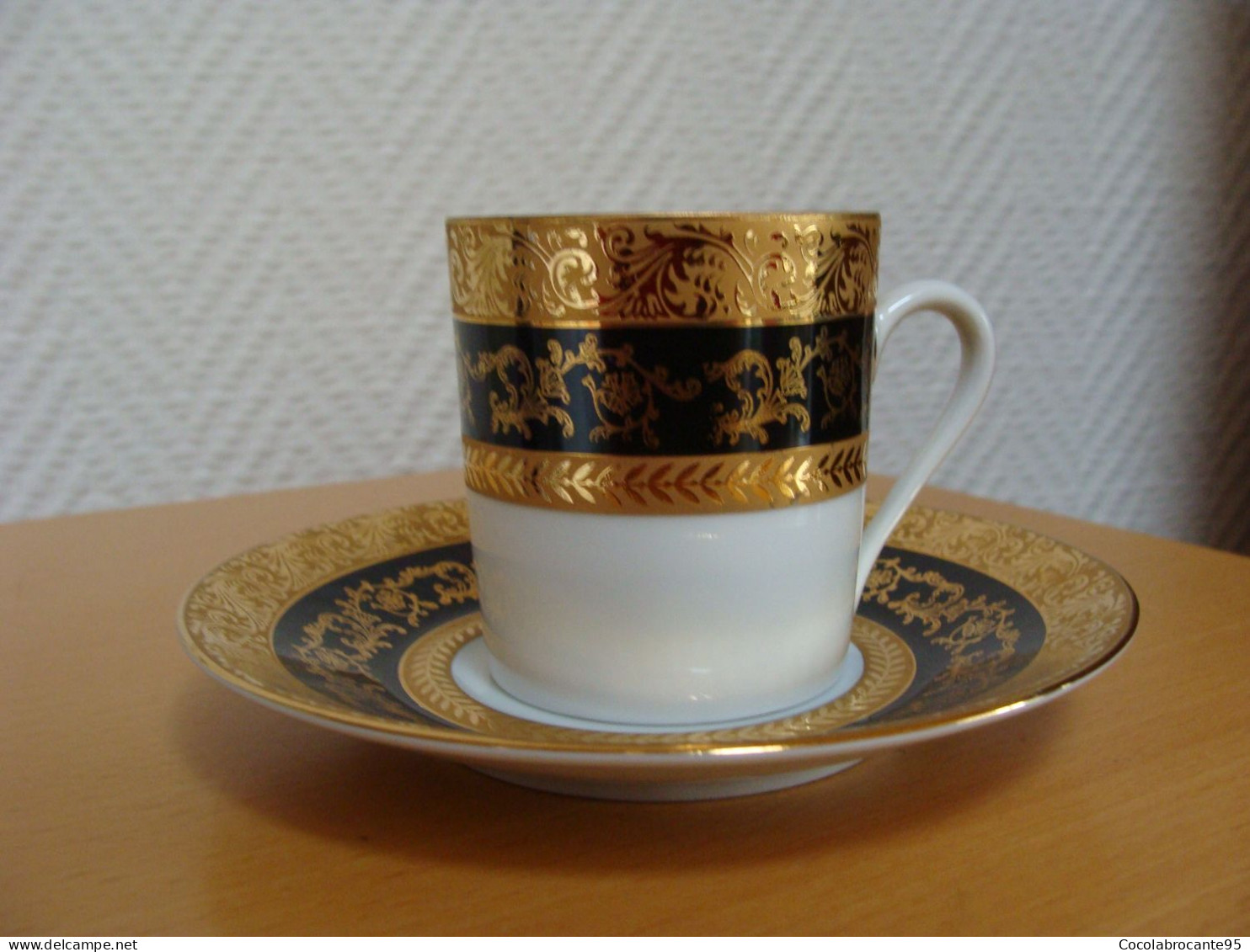 Tasse Et Soucoupe Limoges / Napoléon III - Limoges (FRA)