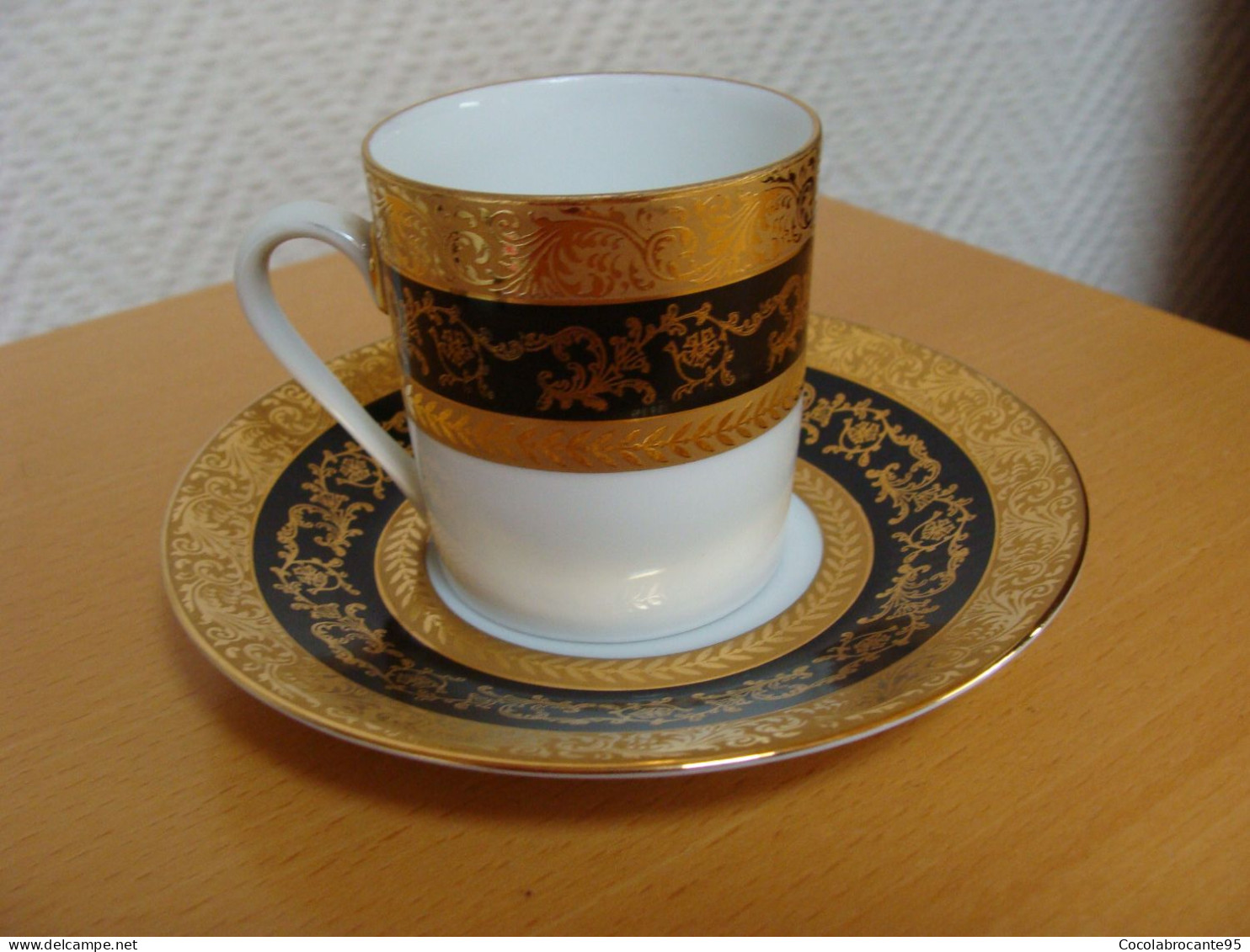 Tasse Et Soucoupe Limoges / Napoléon III - Limoges (FRA)