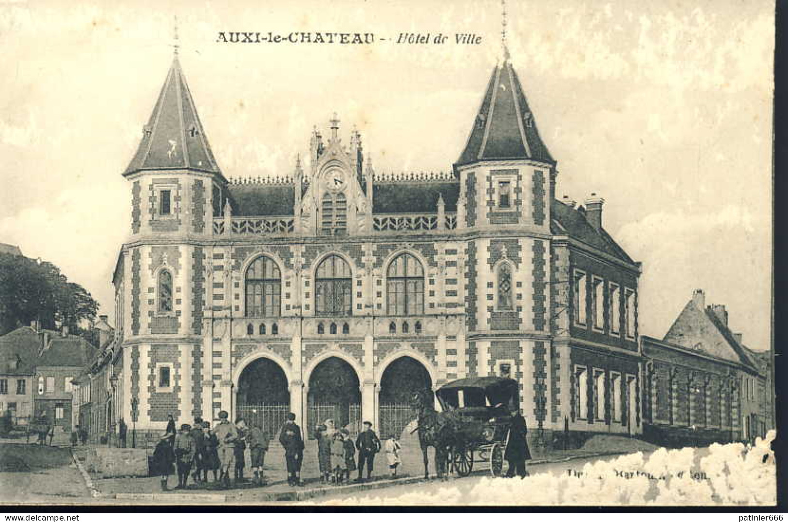 Auxi Le Chateau Hotel De Ville Dans L'etat - Auxi Le Chateau