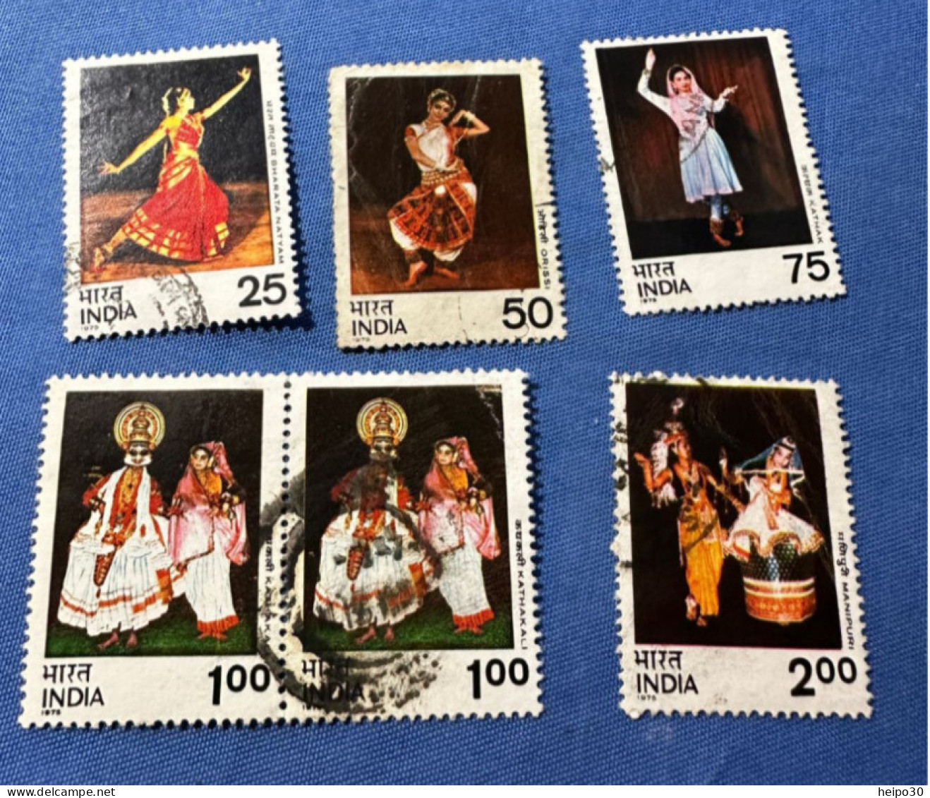 India 1975 Michel 646-49, 651 Indische Tänze - Gebraucht