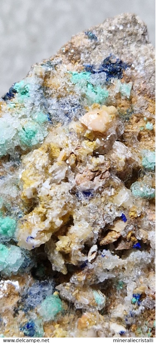Rosasite Rosasite Gesso Dolomite Azzurrite  Calcite Cristalli Su Matrice 210 Gr Marocco 9 Cm - Minéraux
