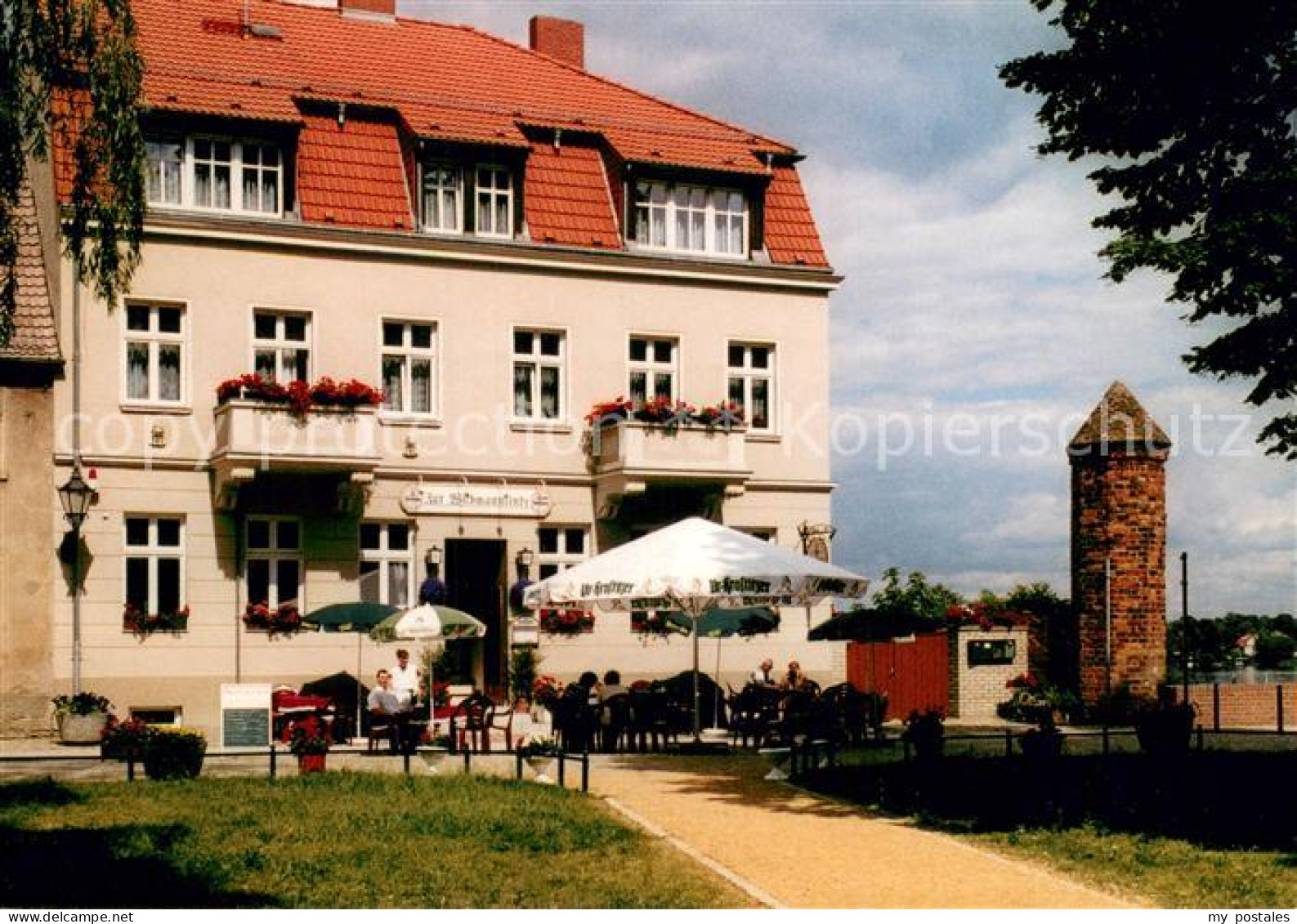 73720382 Neuruppin Gaststaette Zur Wichmannlinde Aussenansicht Terrasse Neuruppi - Neuruppin