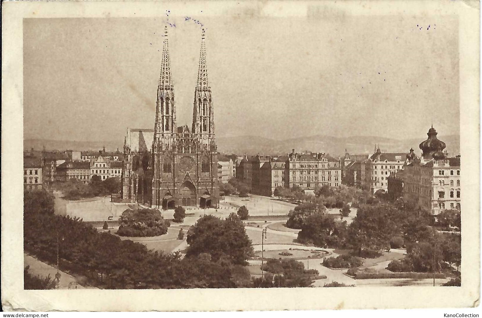 Wien, Votivkirche, Gelaufen 1920 - Églises