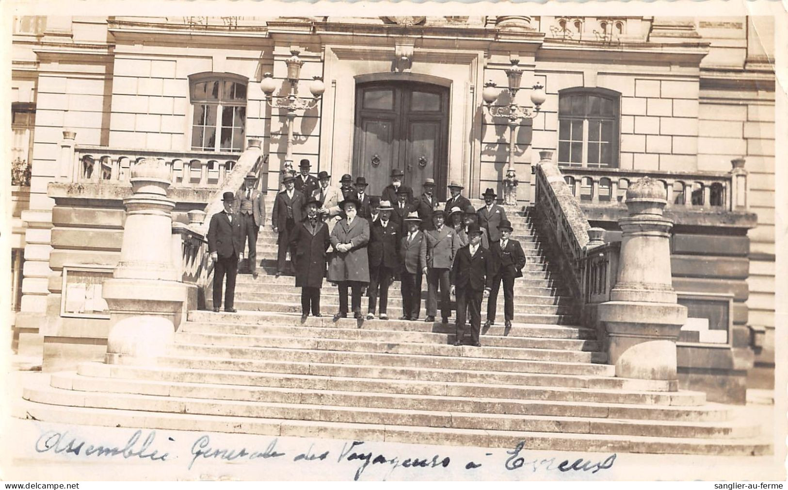 CPA 27 EVREUX / PHOTOGRAPHIE FORMAT CPA ASSEMBLEE GENERALE DES VOYAGEURS A EVREUX - Evreux