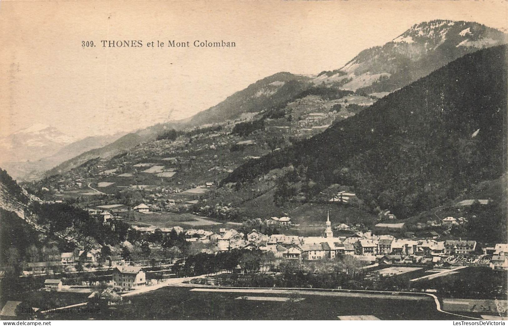 FRANCE - Thones Et Le Mont Colomban - Vue Générale De La Ville Et Le Mont Colomban - Carte Postale Ancienne - Thônes