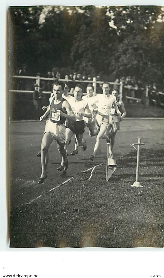 Carte-Photo - Athlétisme - Championnat De France 1928 Ou JO De 1924 à Colombes - Groupe De Coureurs - Leichtathletik