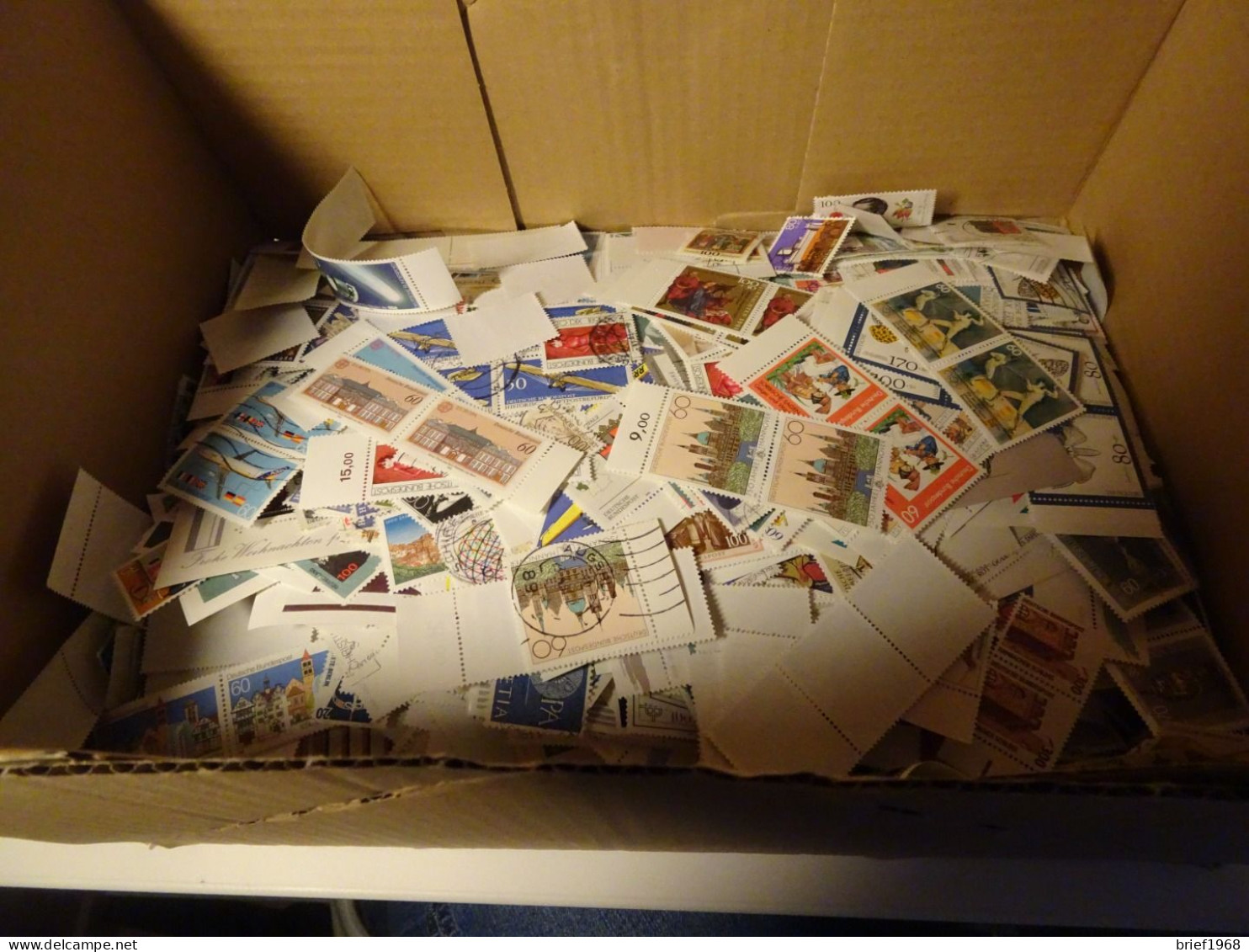 Alle Welt / Motive Ca. 600g Lose Briefmarken (24929) - Kilowaar (min. 1000 Zegels)