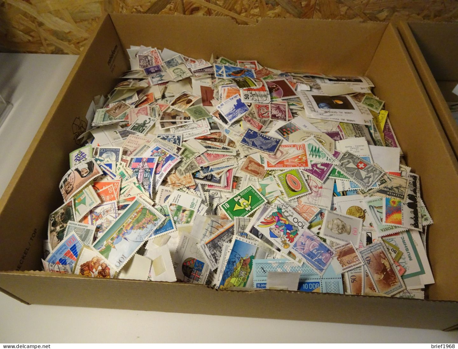 Alle Welt 1kg Lose Marken (26484) - Lots & Kiloware (mixtures) - Min. 1000 Stamps