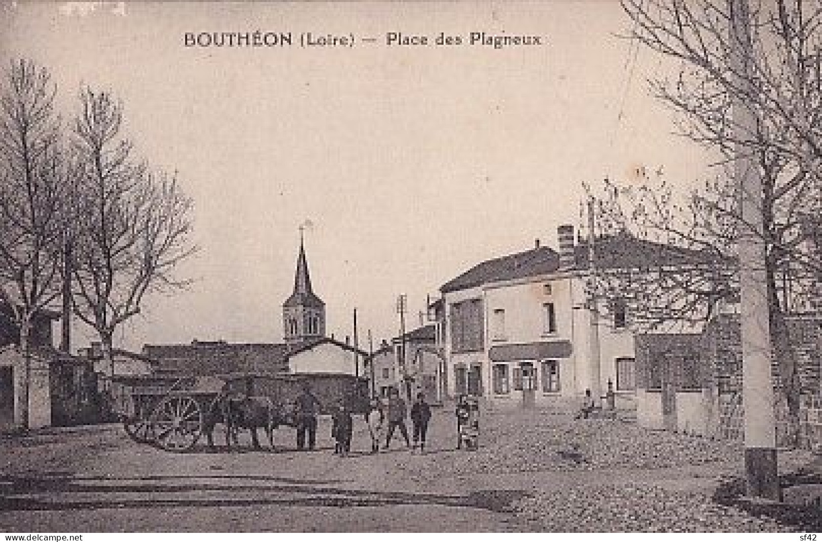 BOUTHEON        Place Des Plagnieux   Attelage - Andrézieux-Bouthéon